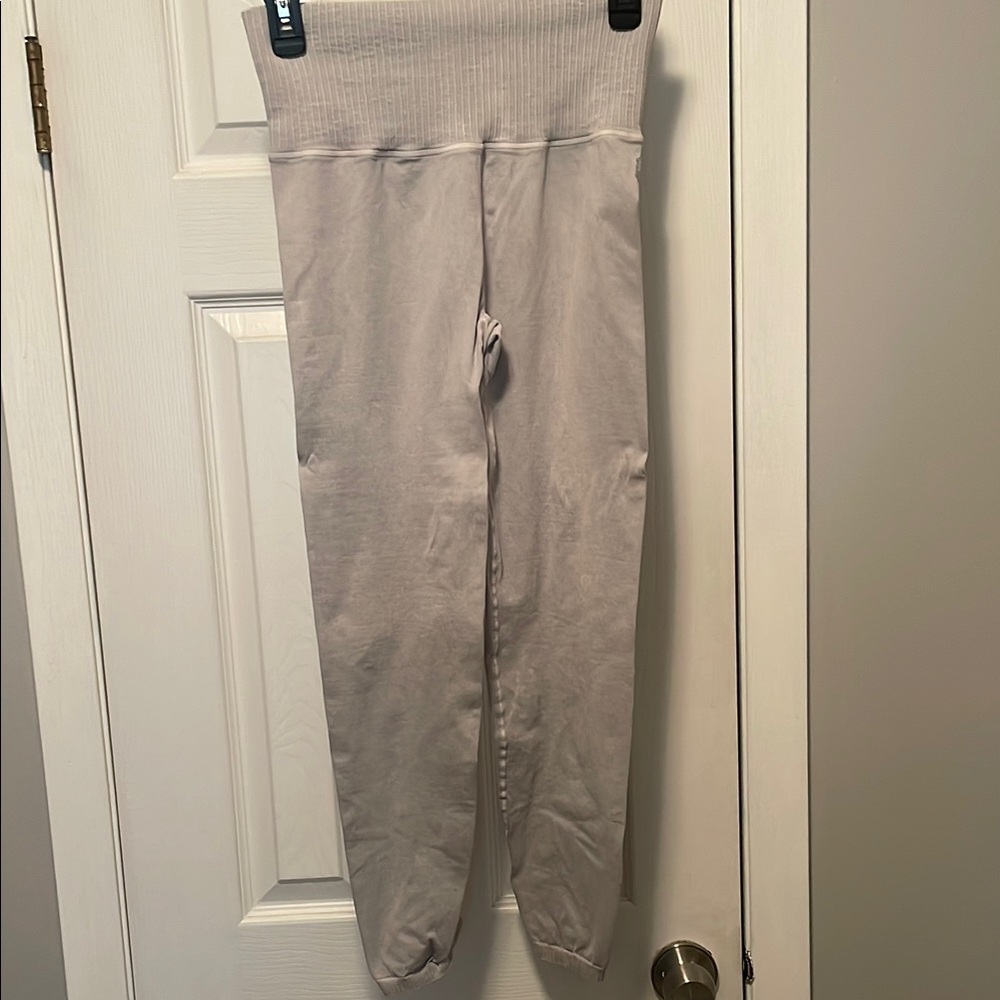 Women’s GrayLeggings From Free People Size M/L. New